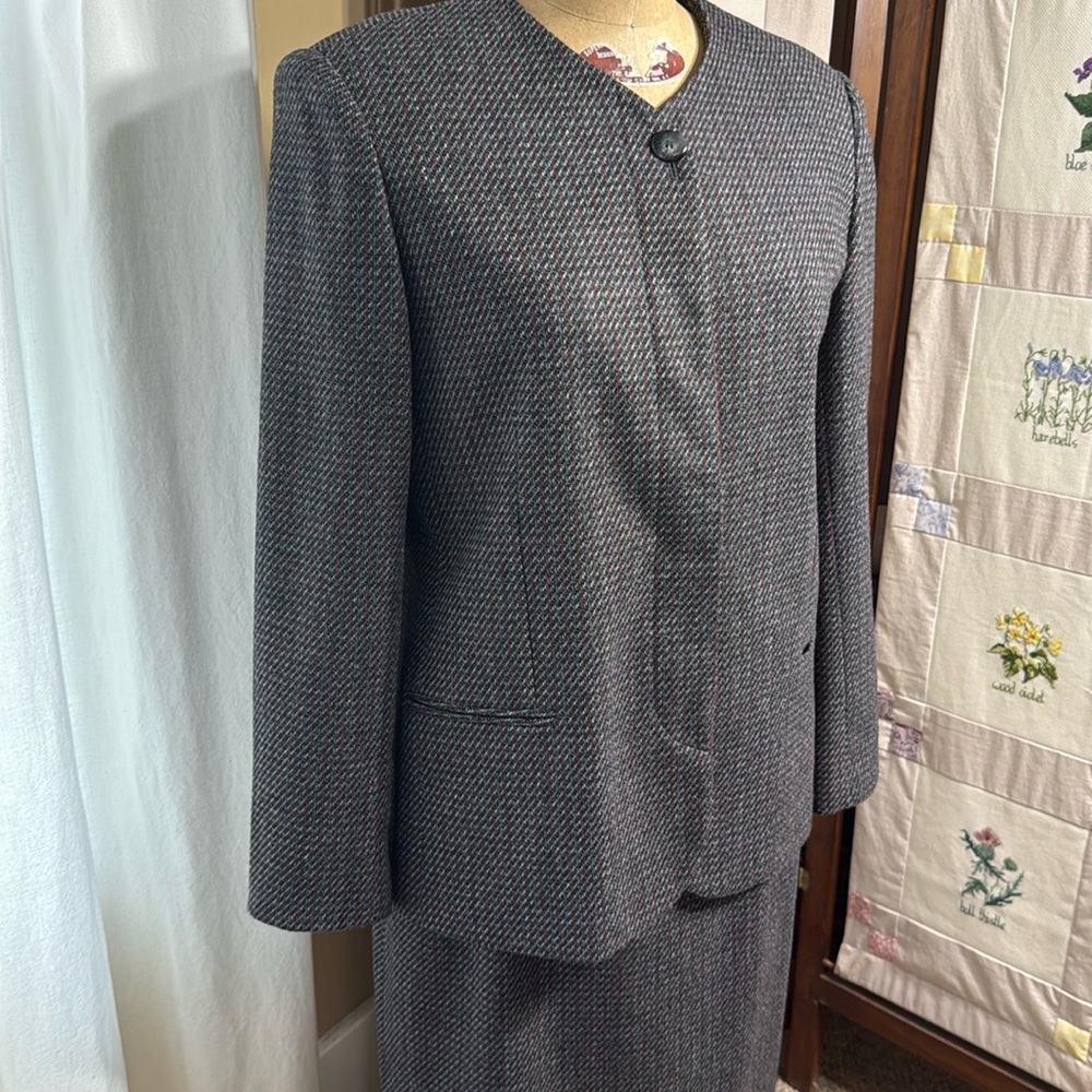 Vintage E.H. Woods Wool-Blend Skirt Suit – Size 12, Made in Taiwan, Tweed